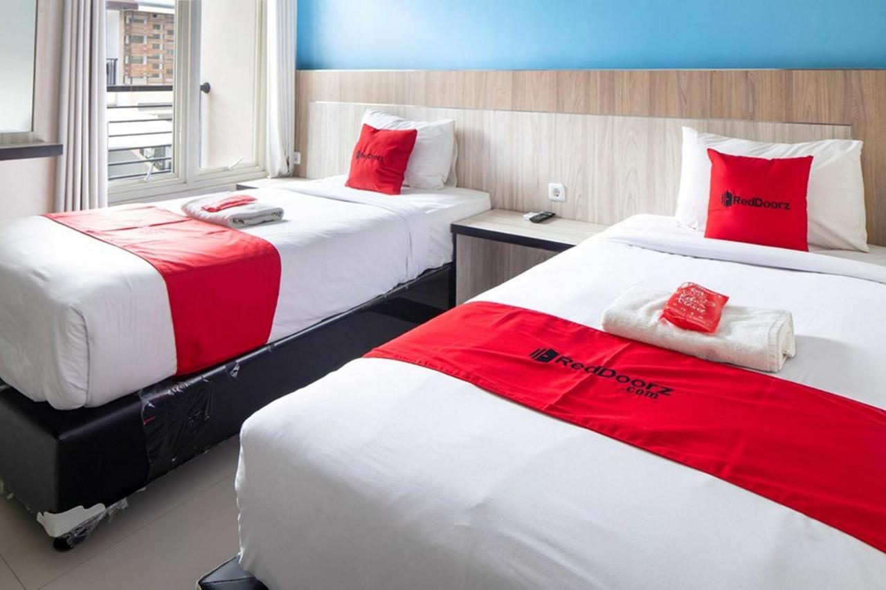 Reddoorz Plus At Panorama Villas Batu Batu  Exteriör bild